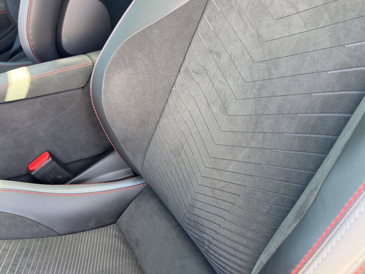 Used 2023 Maserati MC20 Spyder image 40