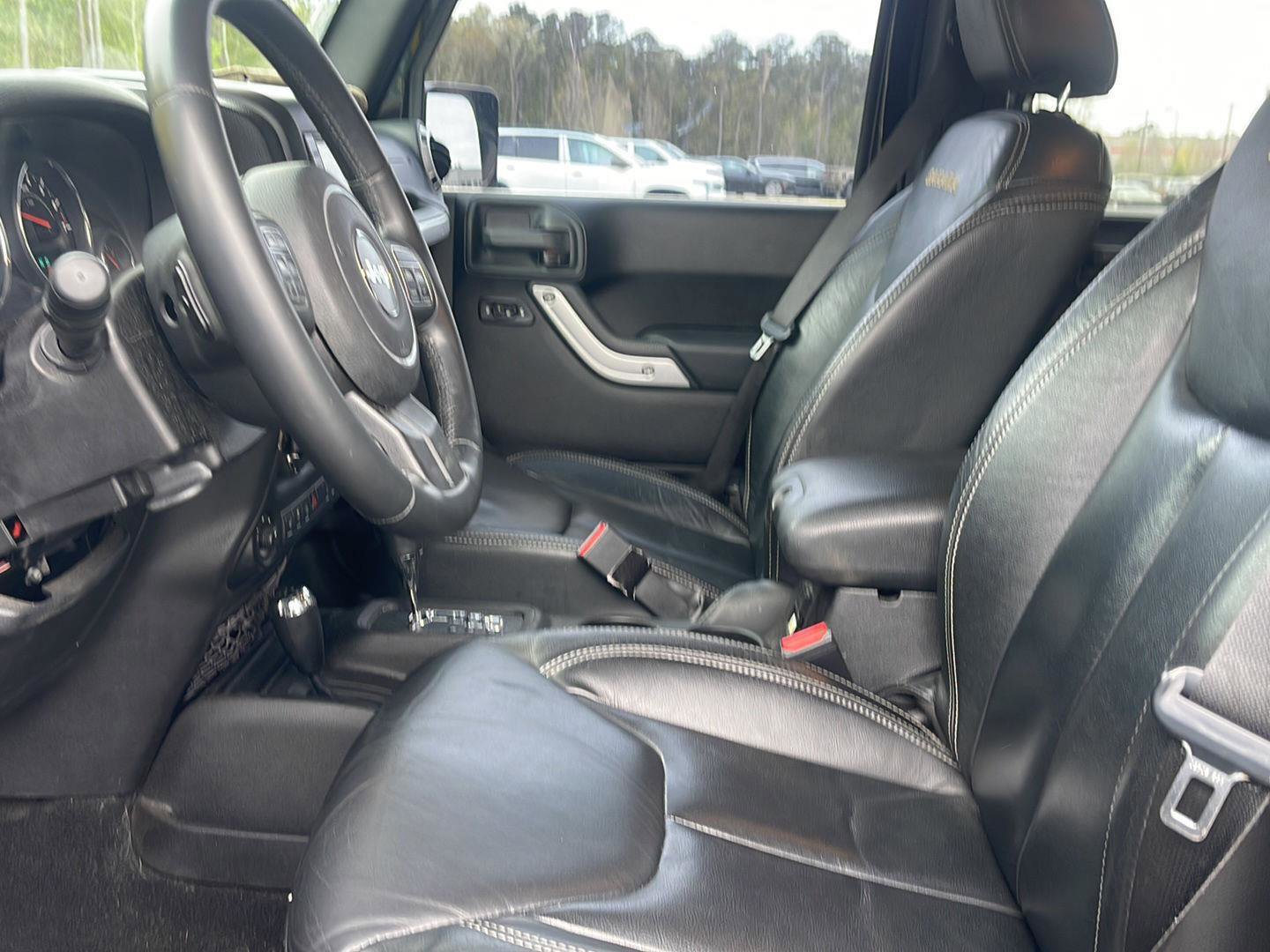 Used 2013 Jeep Wrangler Unlimited Sahara w/ Dual Top Group image 13