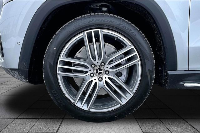 New 2026 Mercedes-Benz GLS 450 4MATIC image 15