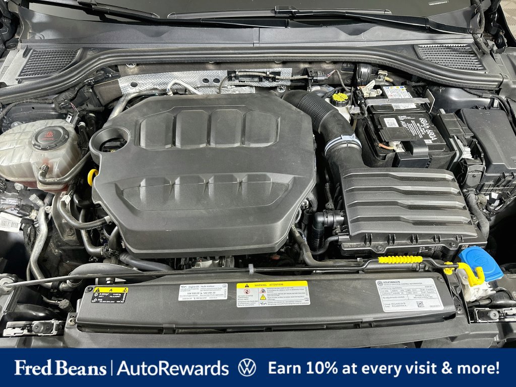 Used 2024 Volkswagen GTI SE FWD image 37