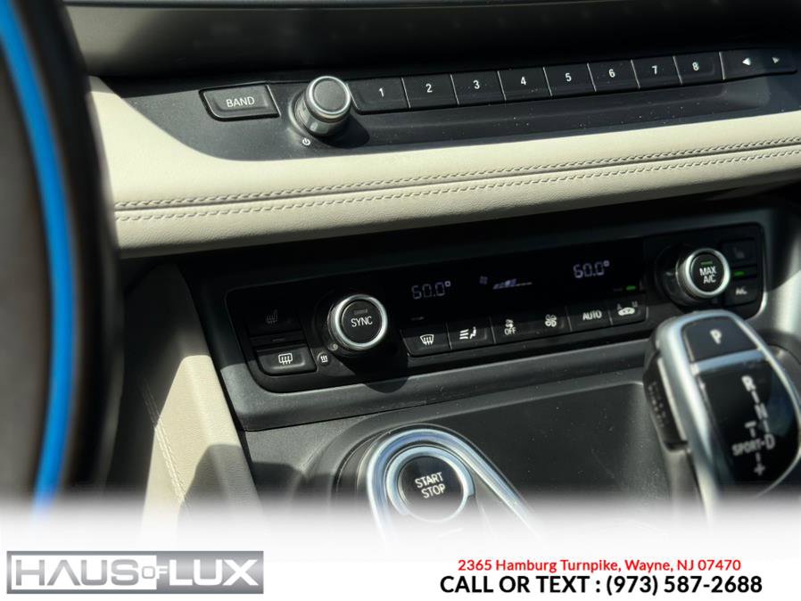 Used 2015 BMW i8 2dr Cpe image 30