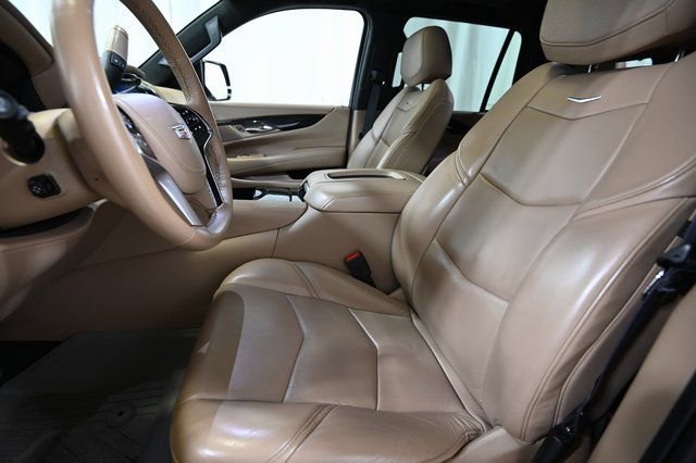 Used 2020 Cadillac Escalade Platinum AWD/4WD image 8