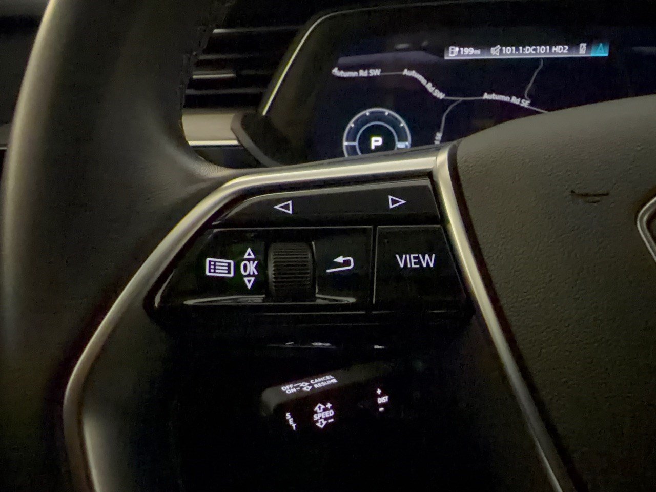 Certified 2024 Audi Q8 e-tron Premium AWD/4WD image 18