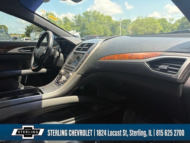 Used 2017 Lincoln MKZ Reserve w/ Technology Package AWD/4WD image 11