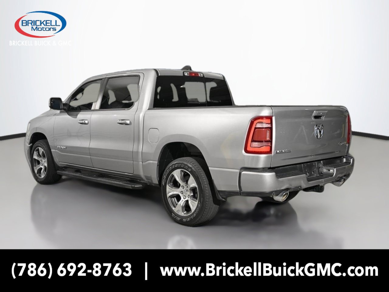 Used 2024 RAM 1500 Laramie AWD/4WD image 3