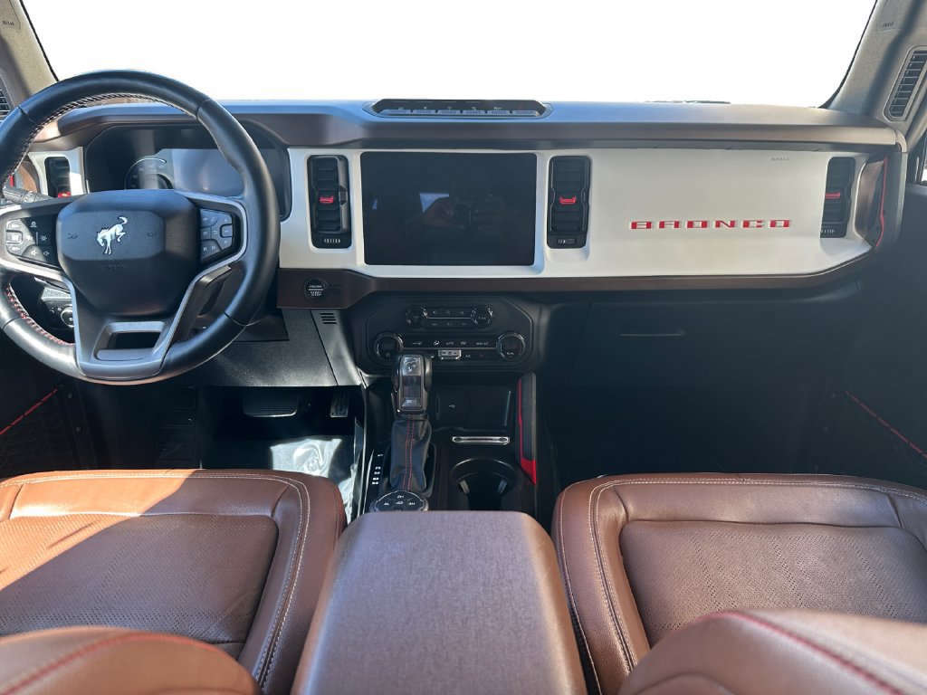 Used 2024 Ford Bronco Heritage Edition AWD/4WD image 17