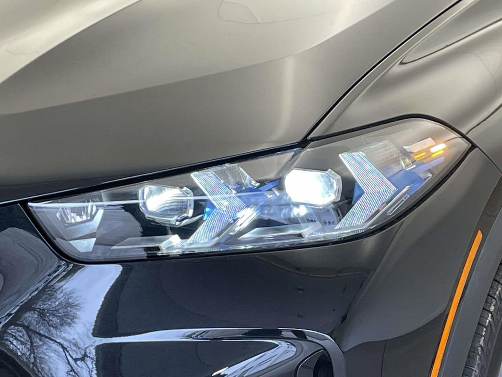 New 2026 BMW X5 xDrive50e w/ Executive Package AWD/4WD image 9