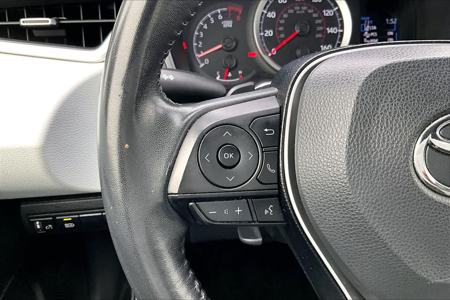 Used 2019 Toyota Corolla SE w/ SE Option Package FWD image 23