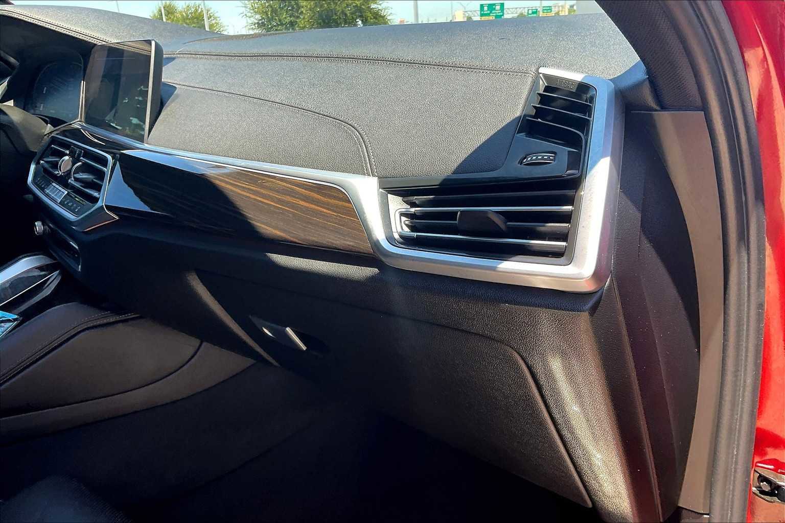 Used 2023 BMW X6 xDrive40i w/ Executive Package image 33