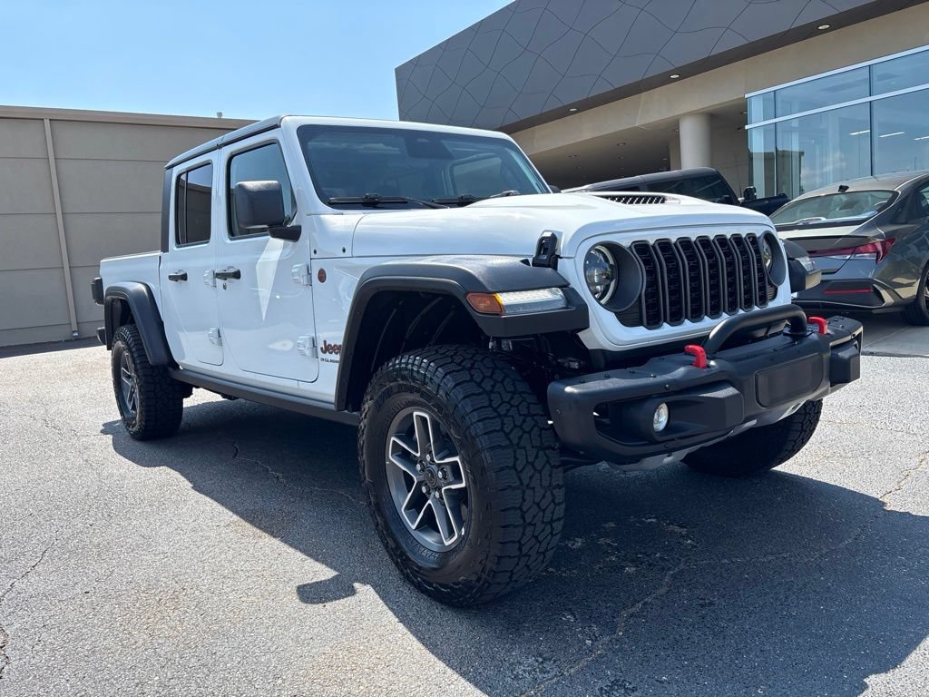 Used 2026 Jeep Gladiator Mojave AWD/4WD image 3