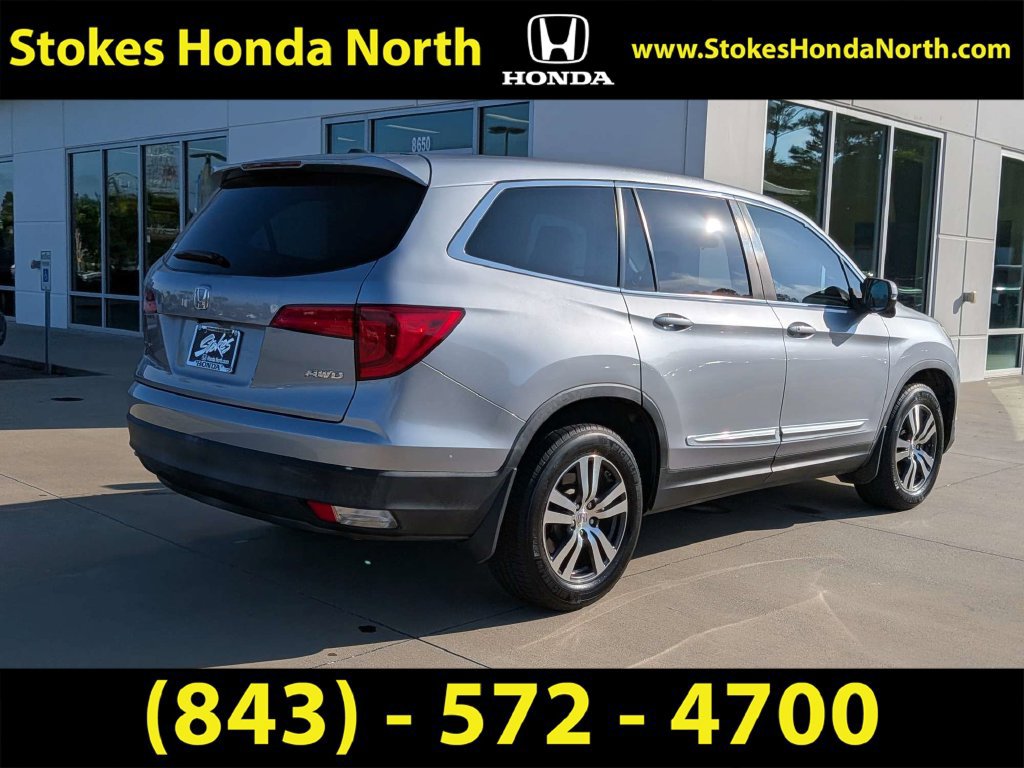 Used 2017 Honda Pilot EX image 4