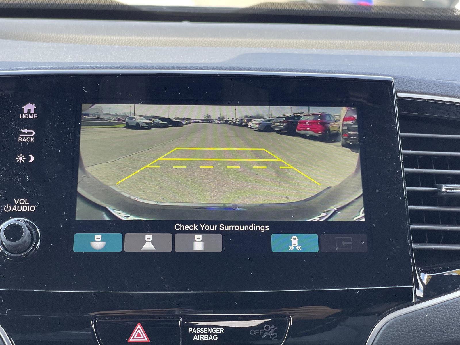 Used 2023 Honda Passport EX-L image 10