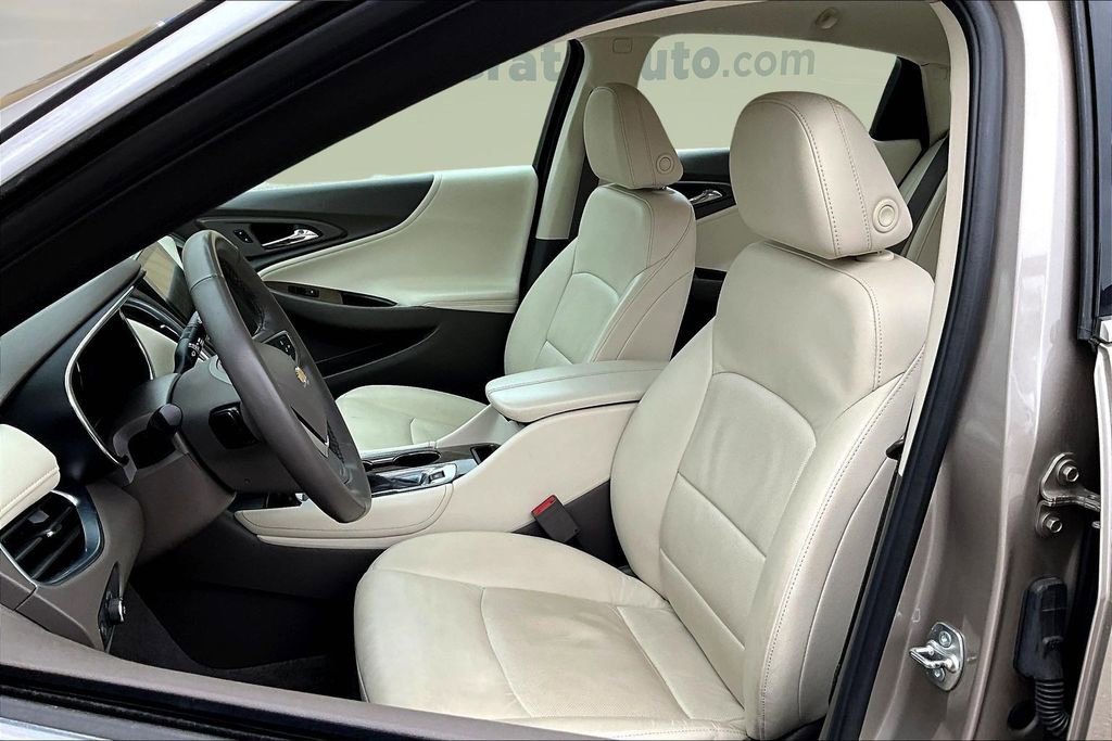 Used 2024 Chevrolet Malibu LT image 20