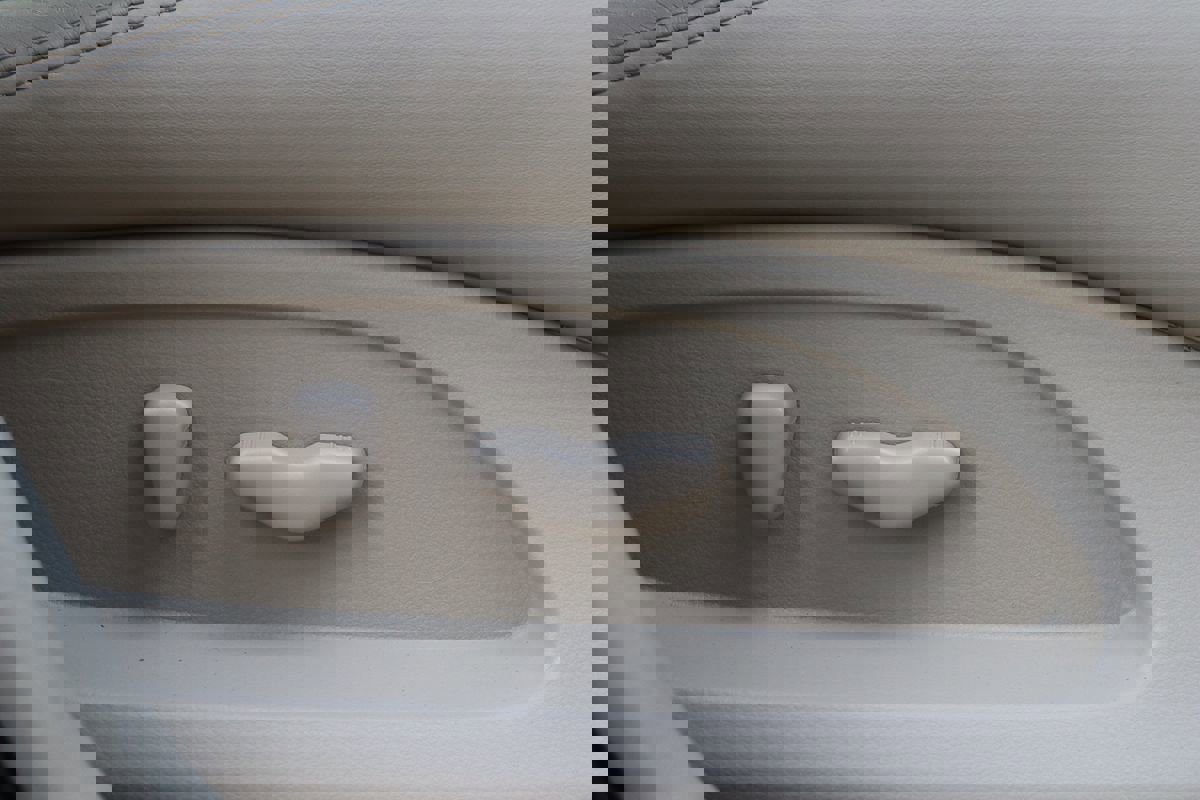 Used 2004 INFINITI Q45 Premium image 34