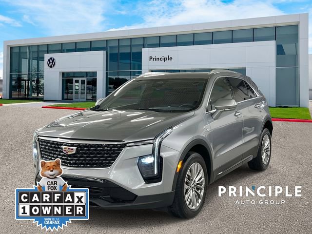 Used 2024 Cadillac XT4 Premium Luxury image 1