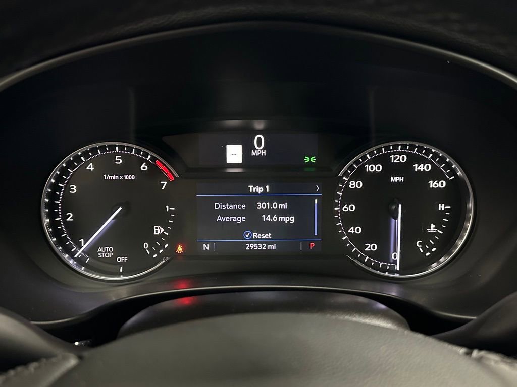 Used 2019 Cadillac XT4 Premium Luxury w/ Cold Weather Package FWD image 19