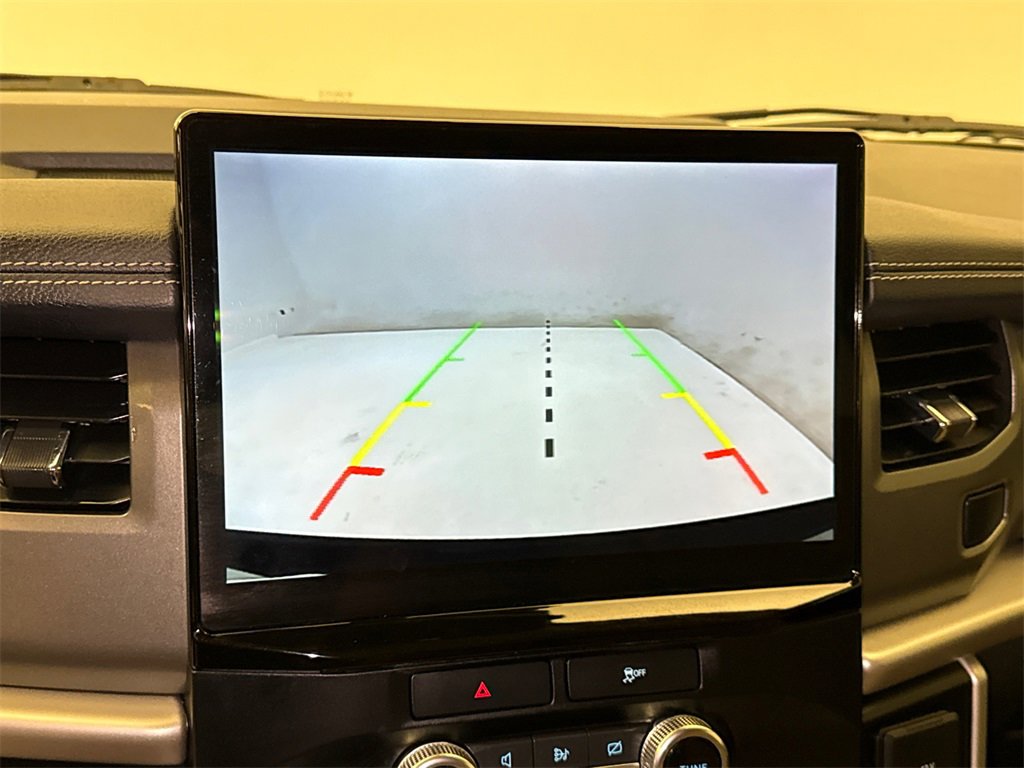 Used 2023 Ford Expedition XLT image 25