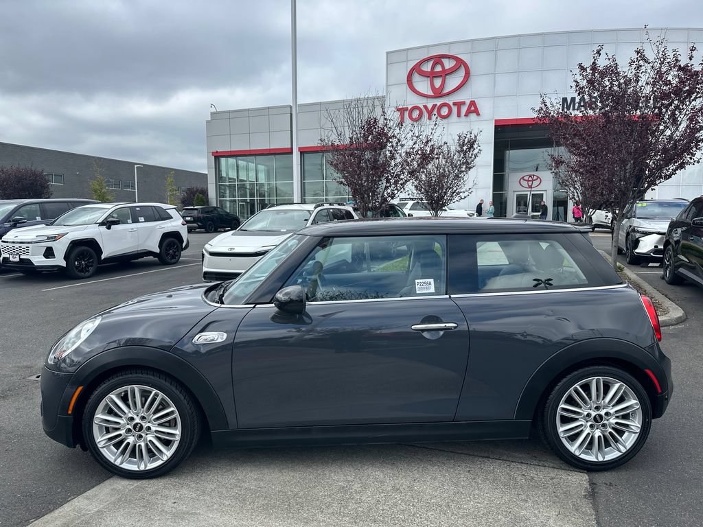 Used 2014 MINI Cooper S FWD image 2
