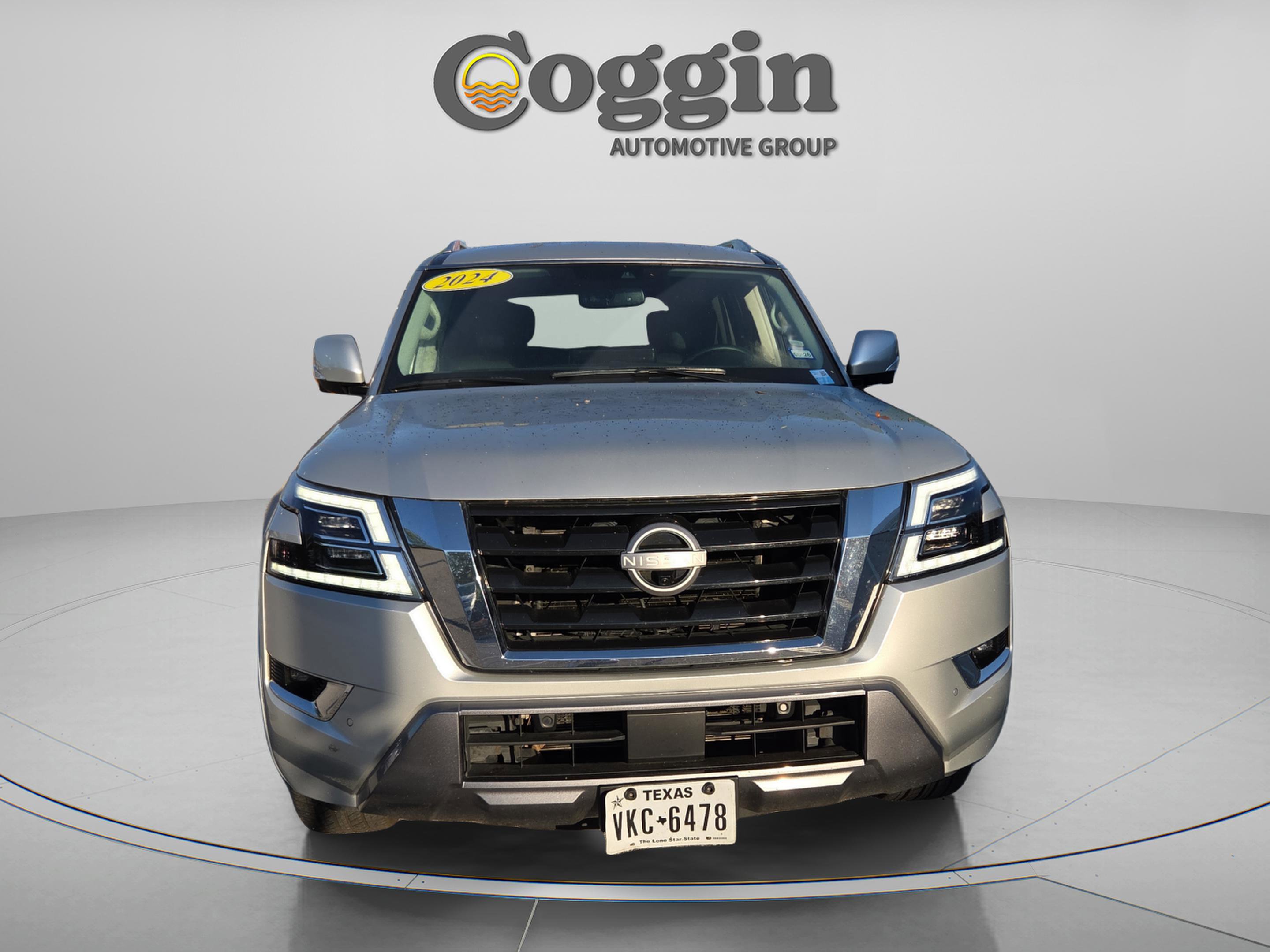 Used 2024 Nissan Armada SL w/ Captain's Chairs Package image 8