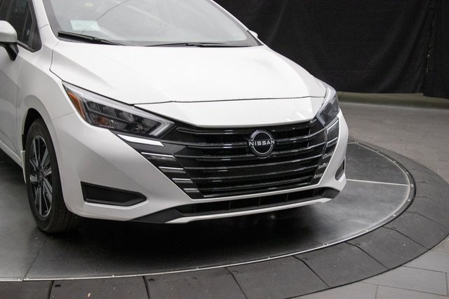 New 2025 Nissan Versa SV w/ Trunk Package image 3