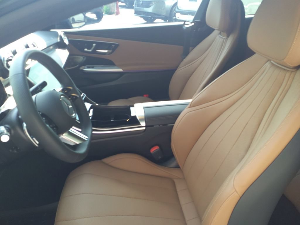 Certified 2025 Mercedes-Benz CLE 300 4MATIC Coupe image 18