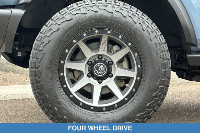 Used 2023 Ford Bronco 4-Door AWD/4WD image 29