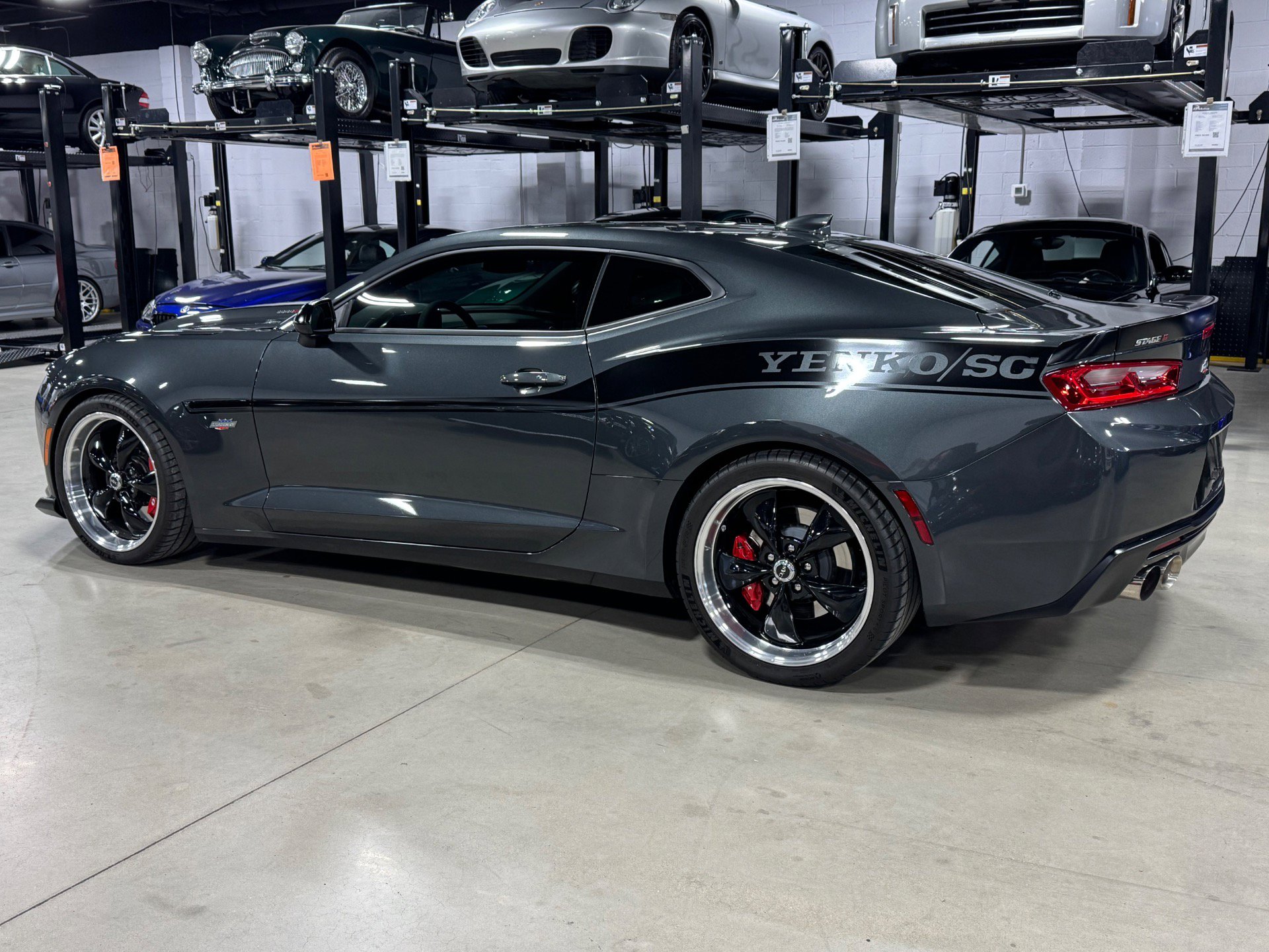 Used 2018 Chevrolet Camaro SS image 23