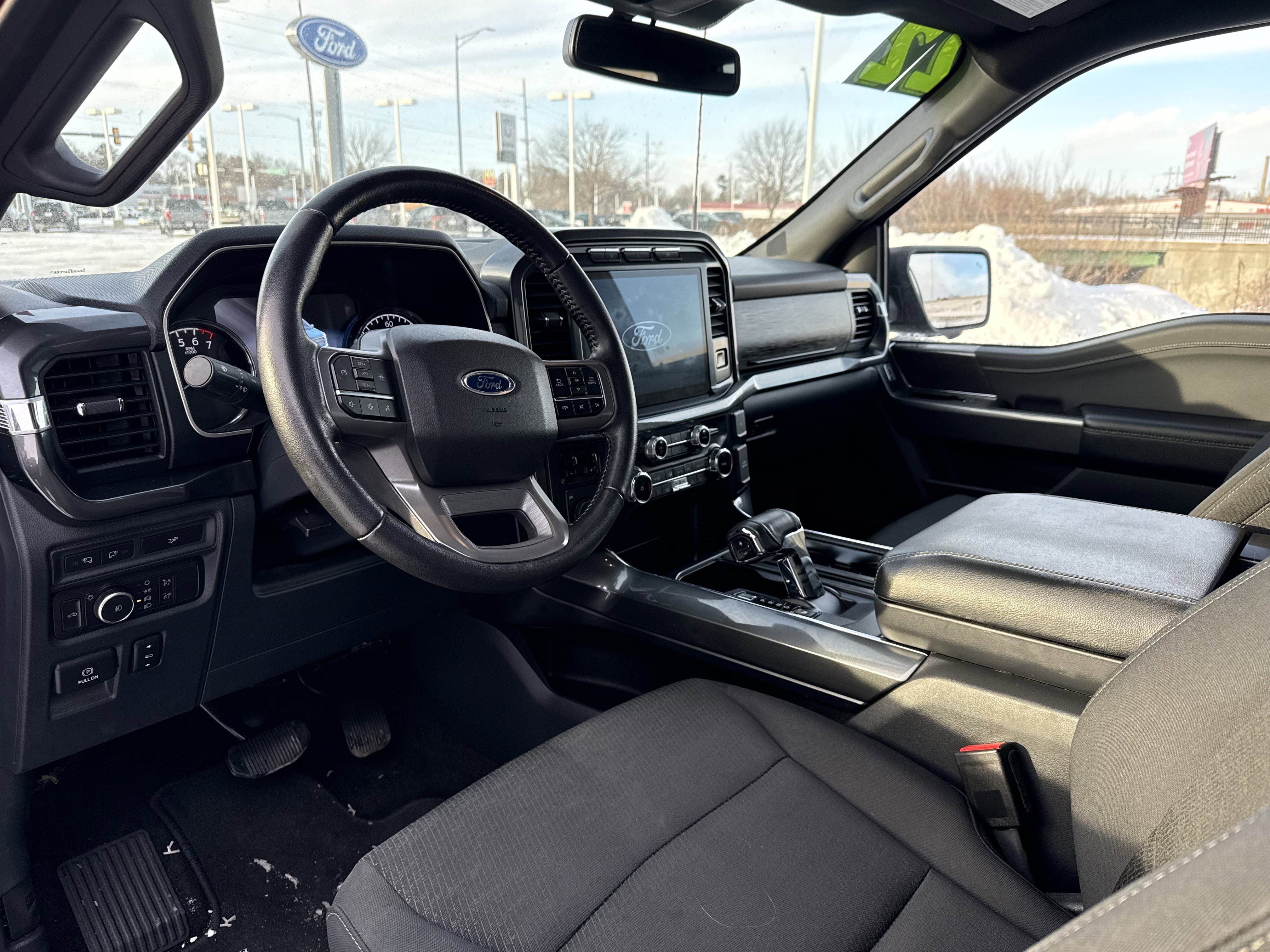 Used 2022 Ford F150 XLT w/ Equipment Group 302A High image 10