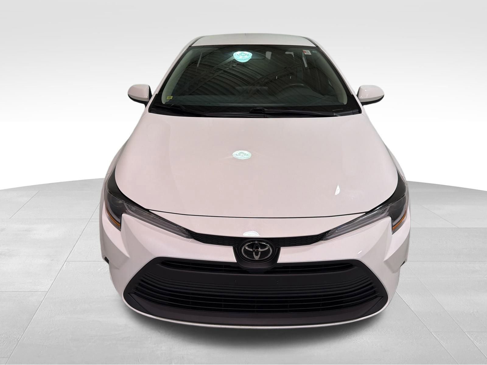 Used 2023 Toyota Corolla LE image 8