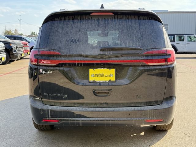 New 2026 Chrysler Pacifica Select w/ S Appearance Package FWD image 6