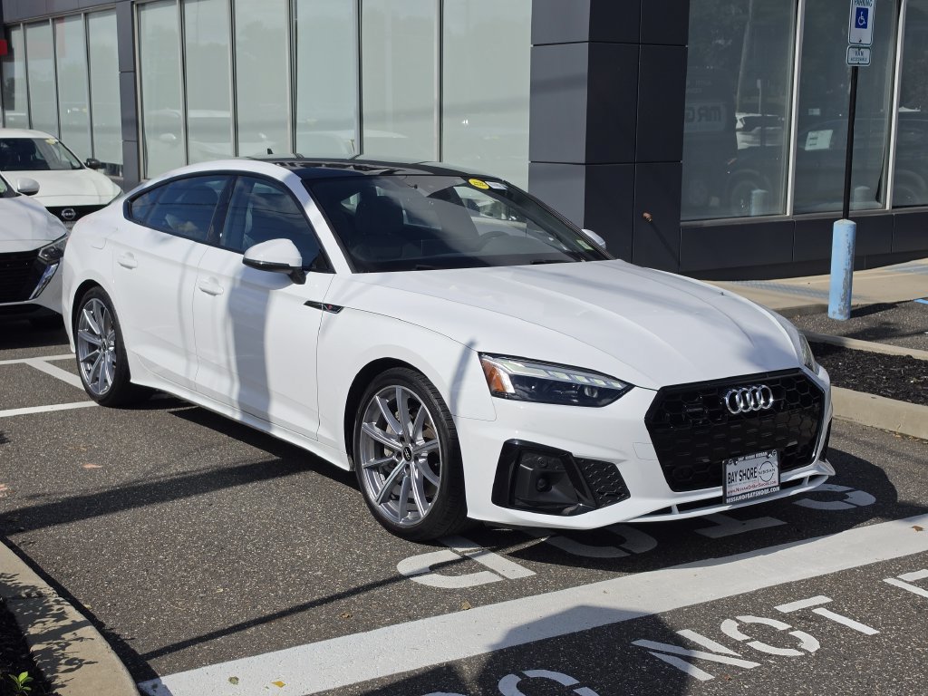 Used 2025 Audi A5 2.0T Premium AWD/4WD image 2
