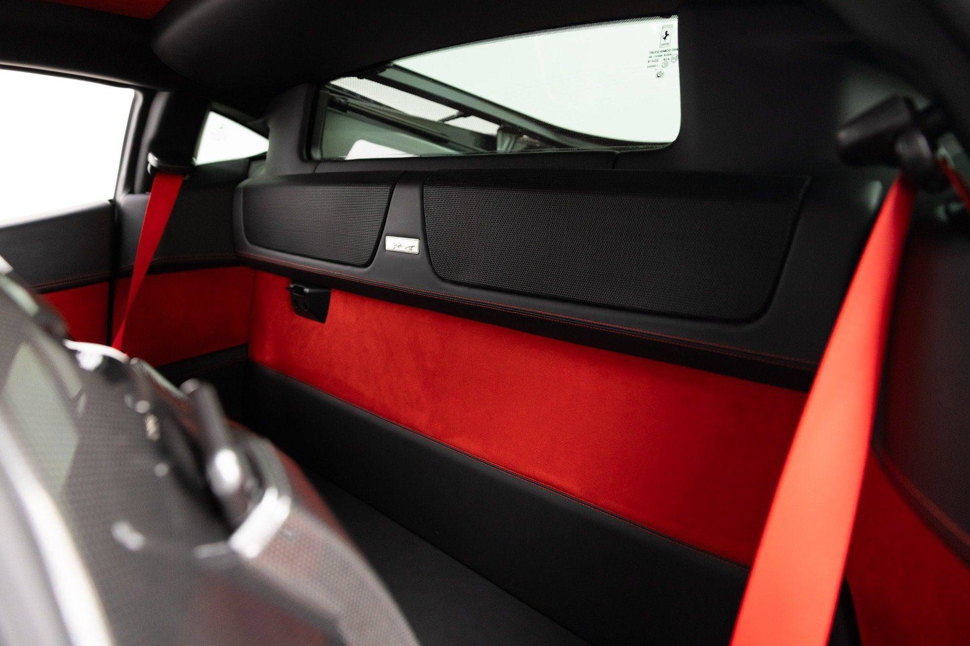 Certified 2015 Ferrari 458 Italia Coupe RWD image 52