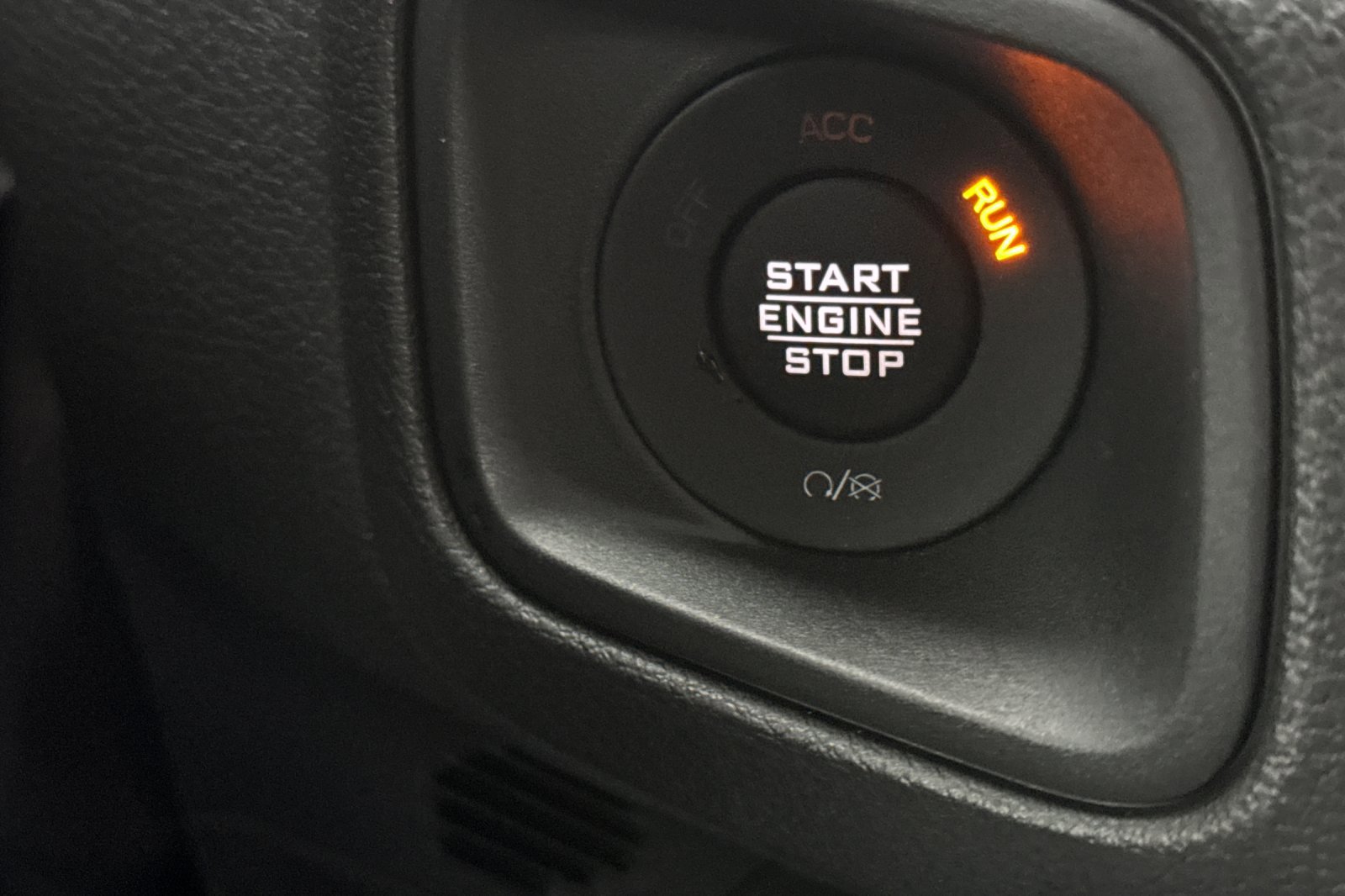 New 2025 Jeep Gladiator Sport image 20