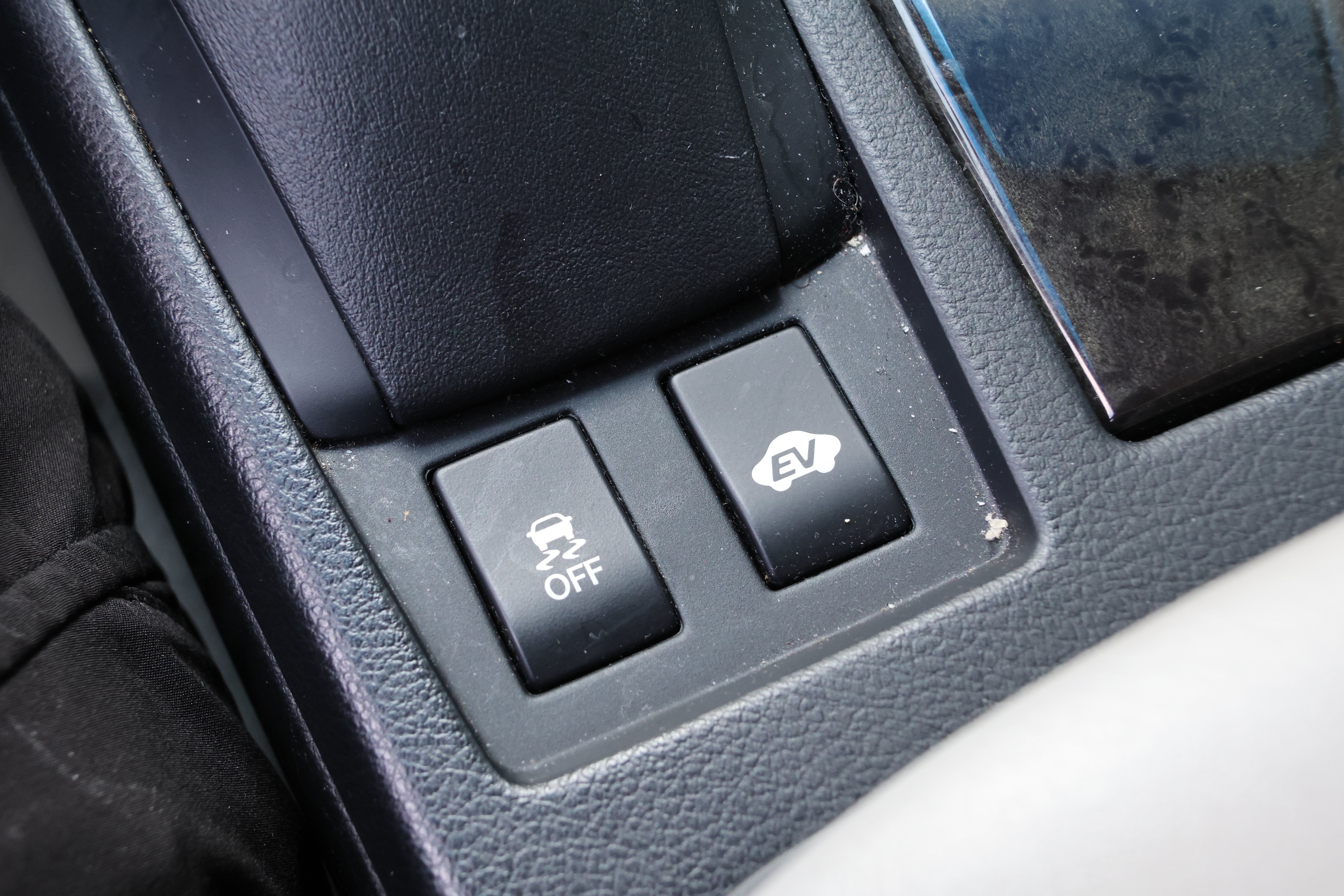 Used 2013 Lexus RX 450h FWD w/ Navigation Pkg image 30