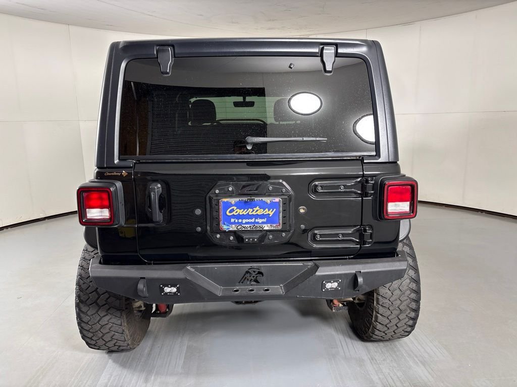 Used 2021 Jeep Wrangler Unlimited Rubicon w/ Xtreme Recon 35" Tire Package AWD/4WD image 7