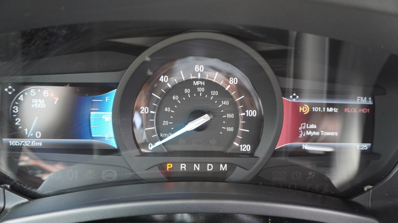Used 2015 Ford Expedition EL Platinum RWD image 14
