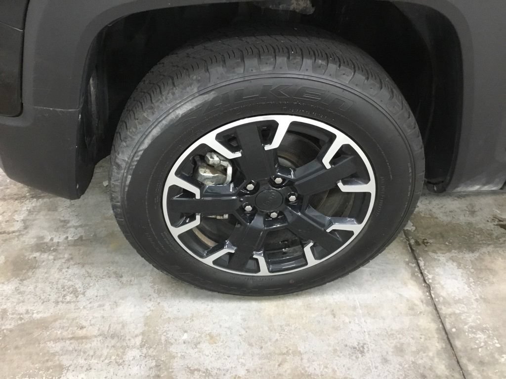 Used 2023 Jeep Renegade Latitude AWD/4WD image 5