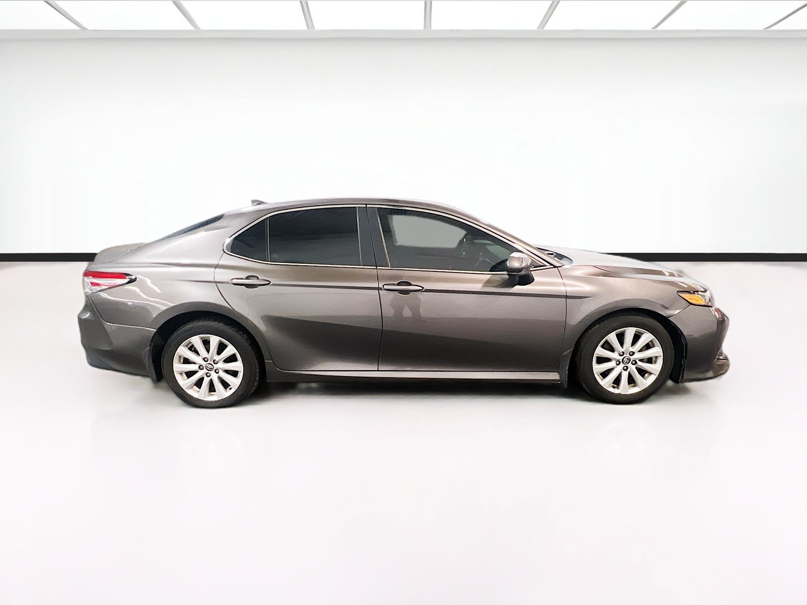 Used 2020 Toyota Camry LE w/ Protection Package (Q2) FWD image 22