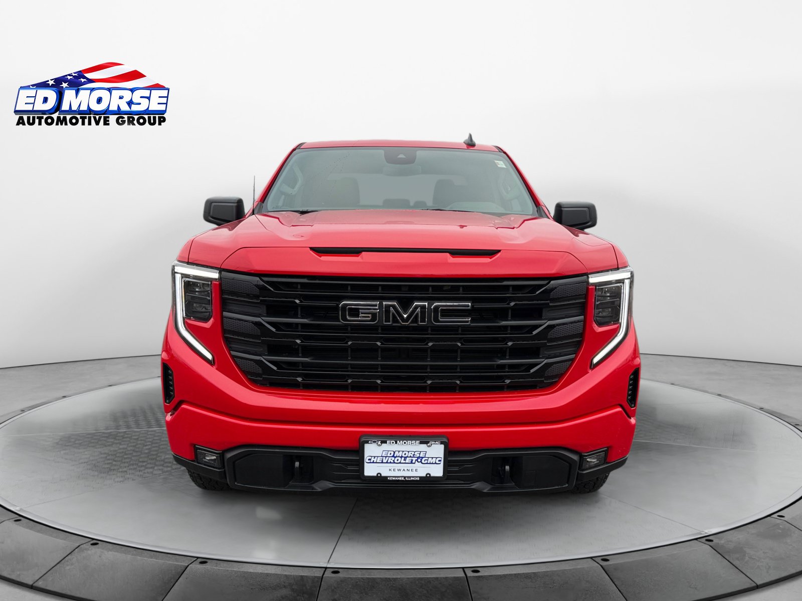 New 2026 GMC Sierra 1500 Elevation w/ LPO, Elevation Black Package AWD/4WD image 8