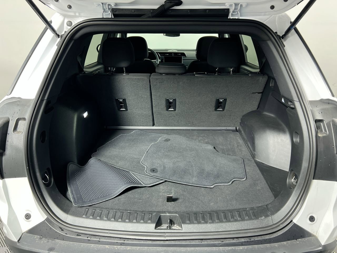 Used 2026 GMC Terrain Elevation image 33