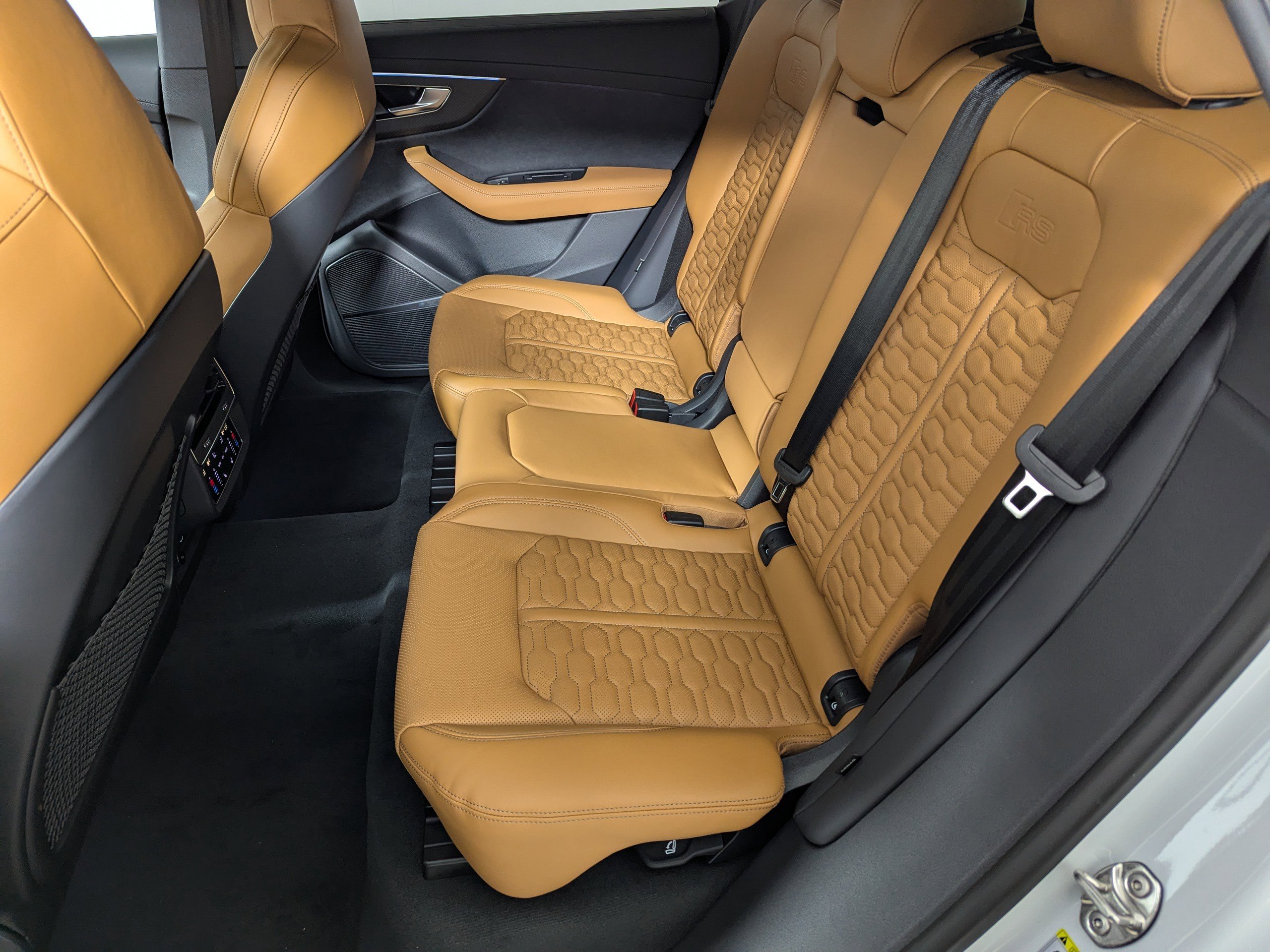 New 2026 Audi RS Q8 performance image 27