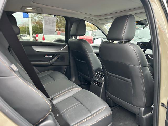 Certified 2025 MAZDA CX-70 Plug-In Hybrid w/ Premium Pkg image 23