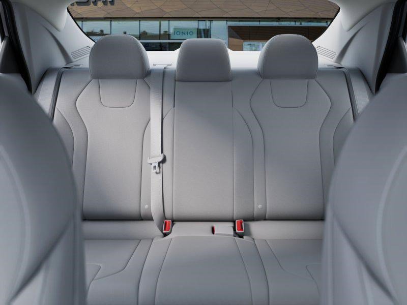 New 2026 Hyundai Elantra SE image 13