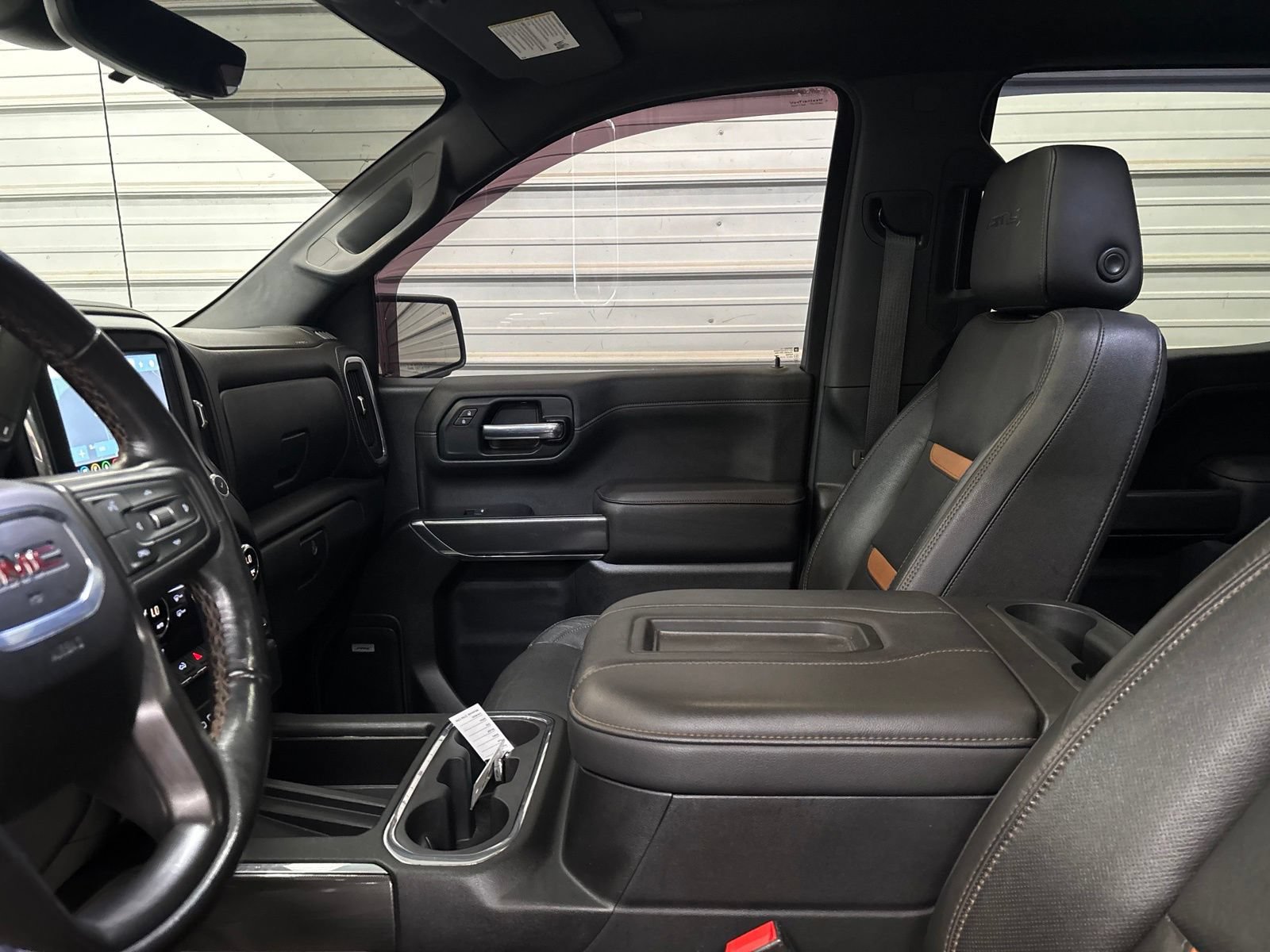 Used 2020 GMC Sierra 1500 AT4 w/ AT4 Premium Package AWD/4WD image 21