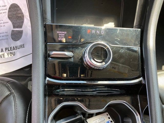 Certified 2023 Jeep Grand Cherokee Limited w/ Luxury Tech Group II AWD/4WD image 19
