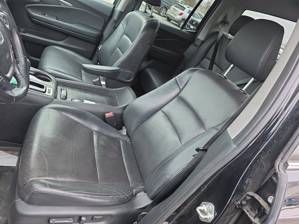 Used 2018 Honda Ridgeline RTL-T image 10