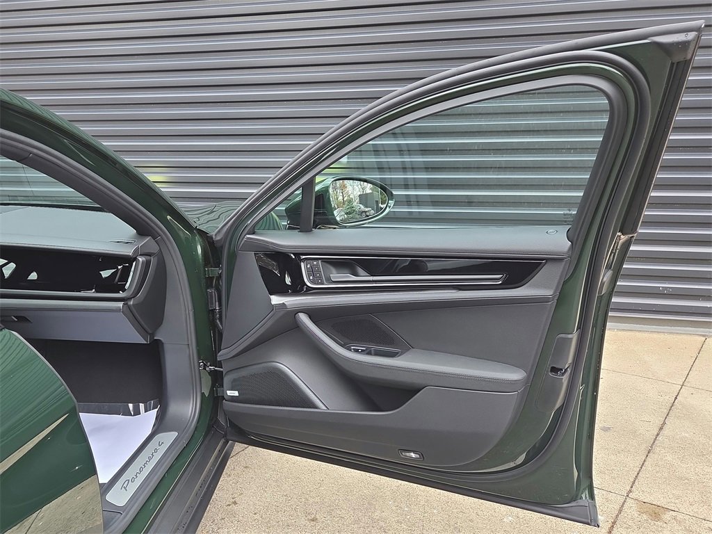 New 2026 Porsche Panamera 4 image 20