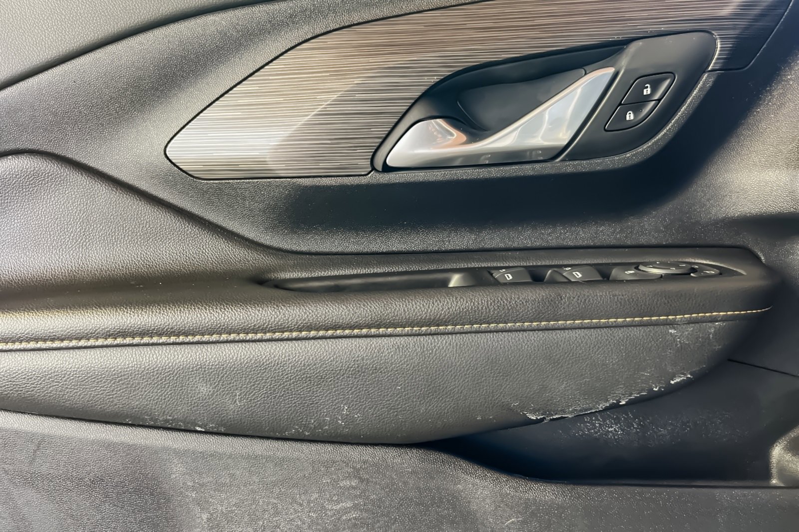 Used 2020 GMC Terrain SLT image 11