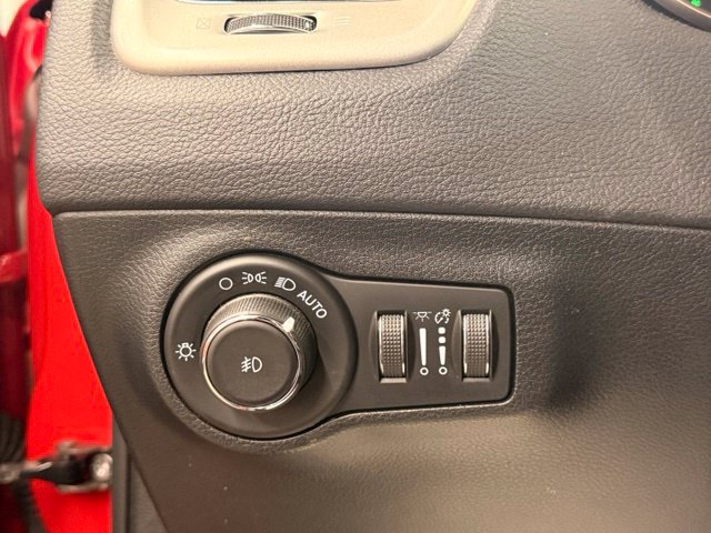 Used 2021 Jeep Compass Latitude AWD/4WD image 20
