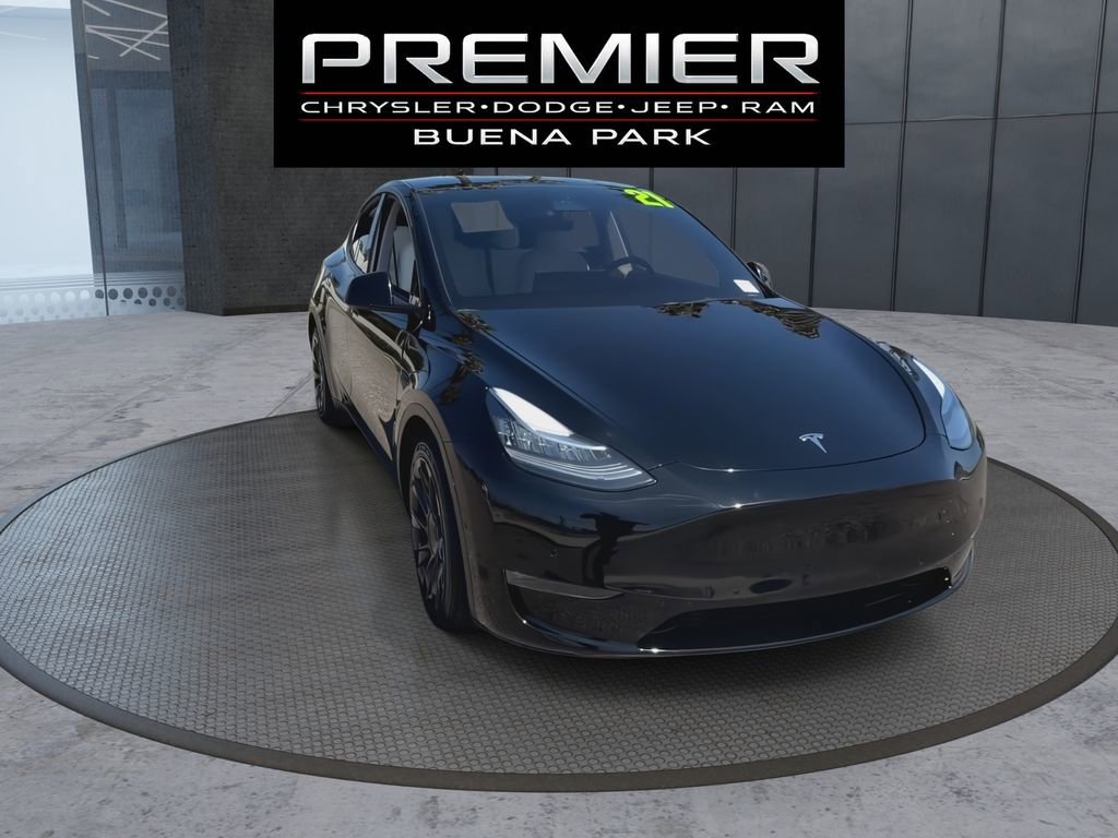Used 2021 Tesla Model Y Long Range AWD/4WD image 2